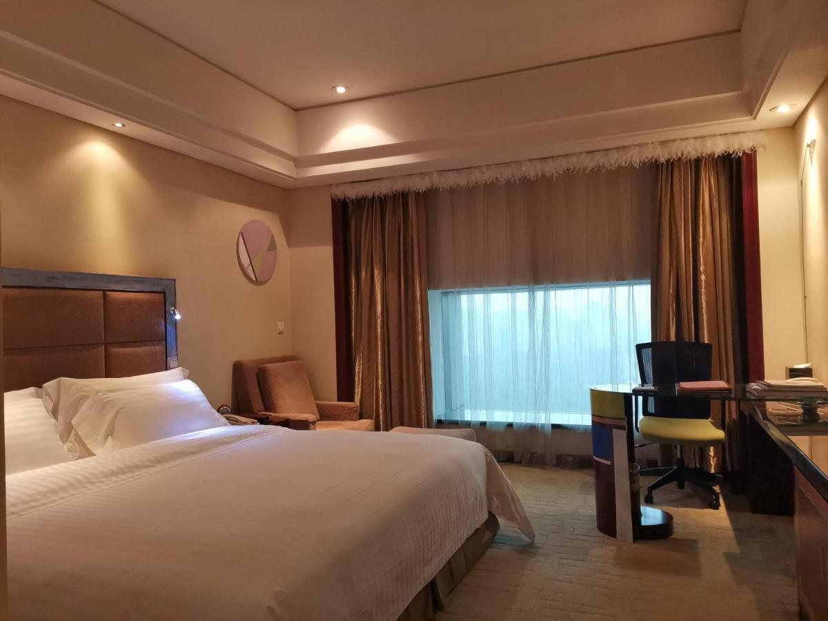 Daysun International Hotel Guangzhou Dış mekan fotoğraf