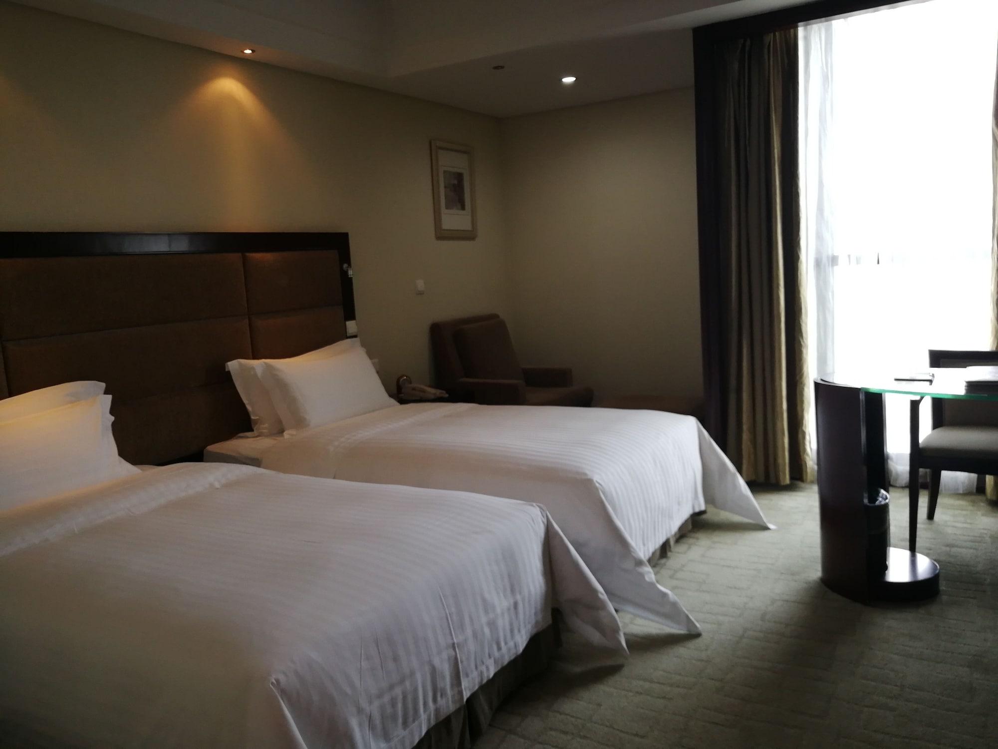 Daysun International Hotel Guangzhou Dış mekan fotoğraf
