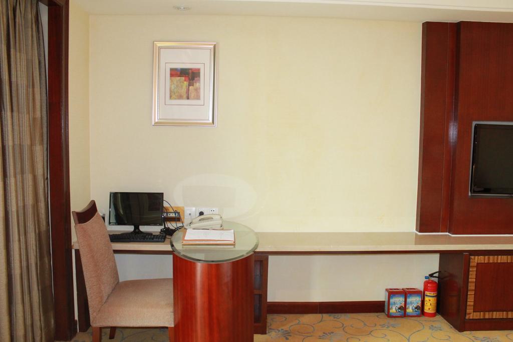 Daysun International Hotel Guangzhou Dış mekan fotoğraf